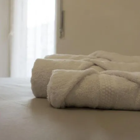 Ohana Zona Fiera Apartament *